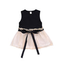 Sleeveless Lace Dress With Wooden Ears