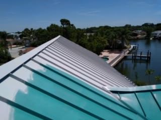 SUPERMAX Elastomeric Roof Coating (Dove Gray, 5 Gallon)