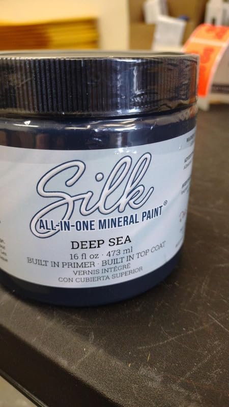 Dixie Belle Silk All-in-One Mineral Paint - Deep Sea (16oz) - Water Based Built-In Primer + Topcoat for Wood + Metal - Durable Furniture Paint - Low Reflective Finish