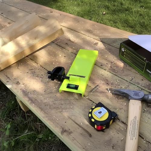 Timber Tuff Mini Portable Chainsaw Beam Cutting Guide Tool, Solid Steel Construction, Universal Bar Fit, Straight Cut & Quick Assembly, TMW-57, Green