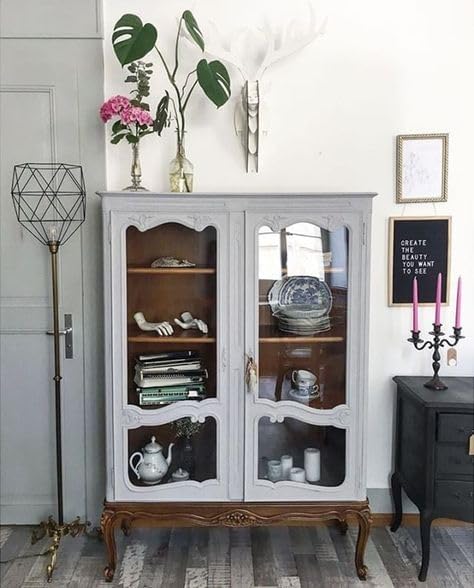 Annie Sloan Chalk Paint® (Chicago Grey, 500 ml/16.9 Fl Oz) a unique decorative paint for furniture, cabinets and home décor with no sanding or priming