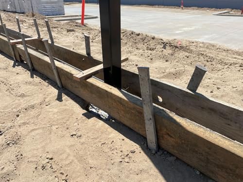 Sandbaggy 24" Flat Steel Stakes for Concrete Forms with Nail Holes - 1.5" Wide - Painted - Removable, Reusable, V Point End - Construction Grade Stakes (30, 24 inch)