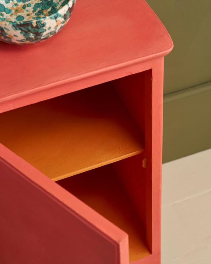 Annie Sloan Chalk Paint® (Sandalwood Red, 500 ml/16.9 Fl Oz) a unique decorative paint for furniture, cabinets and home décor with no sanding or priming
