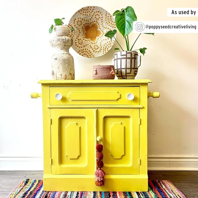 Annie Sloan Chalk Paint® (English Yellow, 500 ml/16.9 Fl Oz) a unique decorative paint for furniture, cabinets and home décor with no sanding or priming