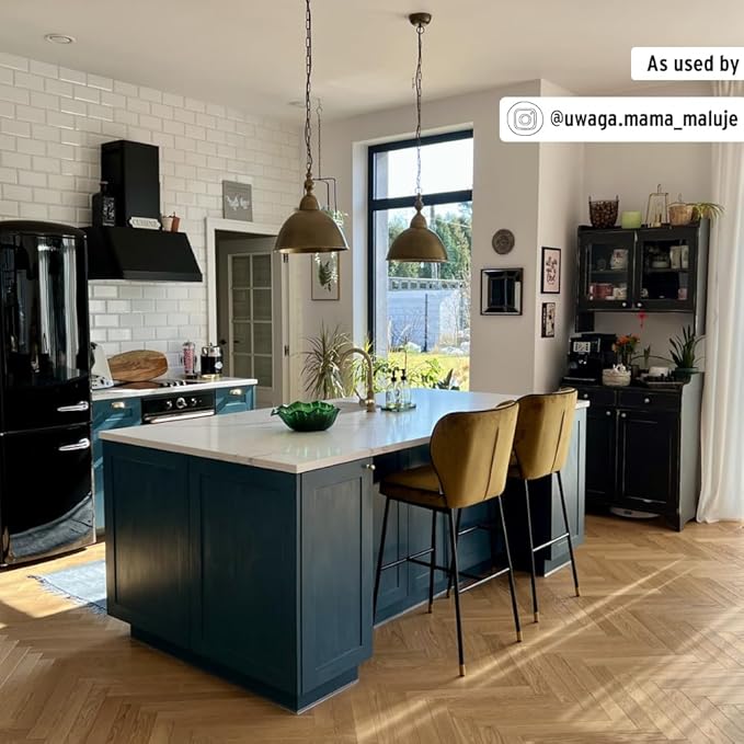 Annie Sloan Chalk Paint® (Aubusson Blue, 1 Litre/33.8 Fl Oz) a unique decorative paint for furniture, cabinets and home décor with no sanding or priming