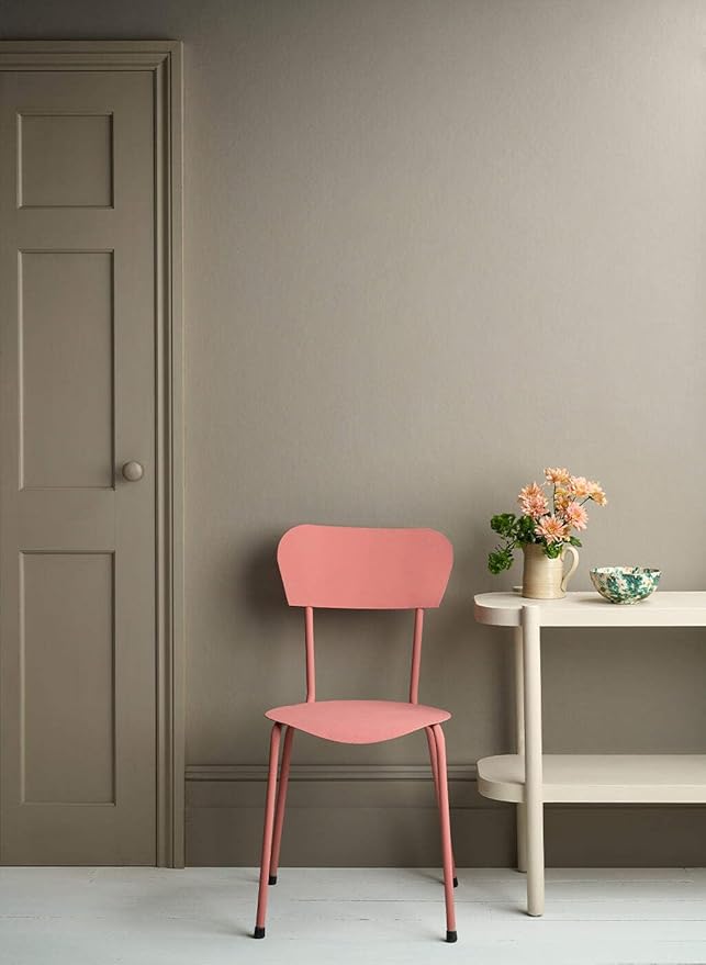 Annie Sloan Satin Paint (French Linen, 25 Fl Oz/750 mL). Soft sheen for interior wood and metal. Self-leveling, all-in-one paint with no wax or lacquer required.