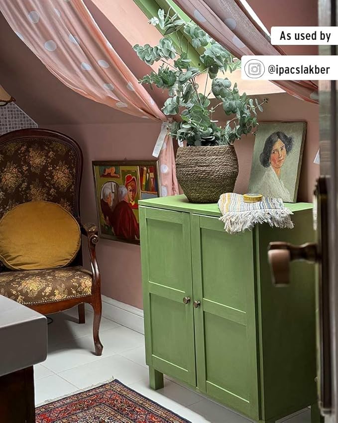 Annie Sloan Chalk Paint® (Capability Green, 500 ml/16.9 Fl Oz) a unique decorative paint for furniture, cabinets and home décor with no sanding or priming