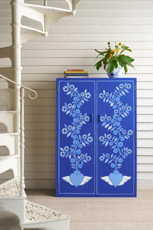 Annie Sloan Chalk Paint® (Frida. 500 ml/16.9 Fl Oz) a unique decorative paint for furniture, cabinets and home décor with no sanding or priming