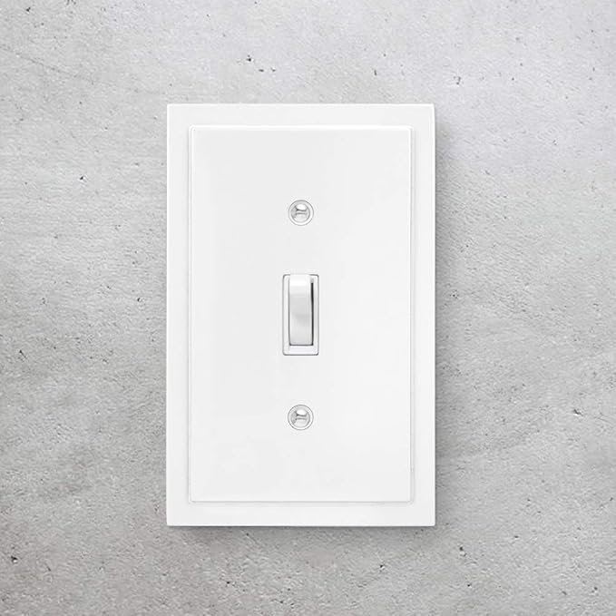 Henne Bery Modern Edge Decorative Wall Plate Switch Plate Outlet Cover, Durable Solid Zinc Alloy (Single Toggle 3PK, White)