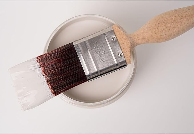 Dixie Belle Silk All-in-One Mineral Paint | Chantilly (16oz) | Warm Off White With Beige Undertones All-in-One Water Based Primer + Topcoat | Durable Furniture Paint | Low Reflective Finish