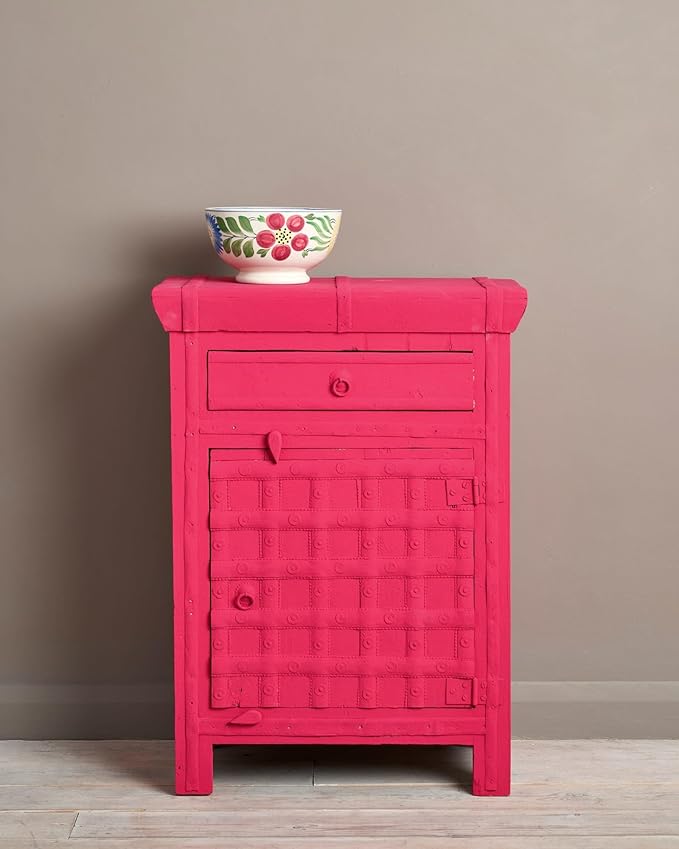Annie Sloan Chalk Paint® (Capri Pink, 500 ml/16.9 Fl Oz) a unique decorative paint for furniture, cabinets and home décor with no sanding or priming