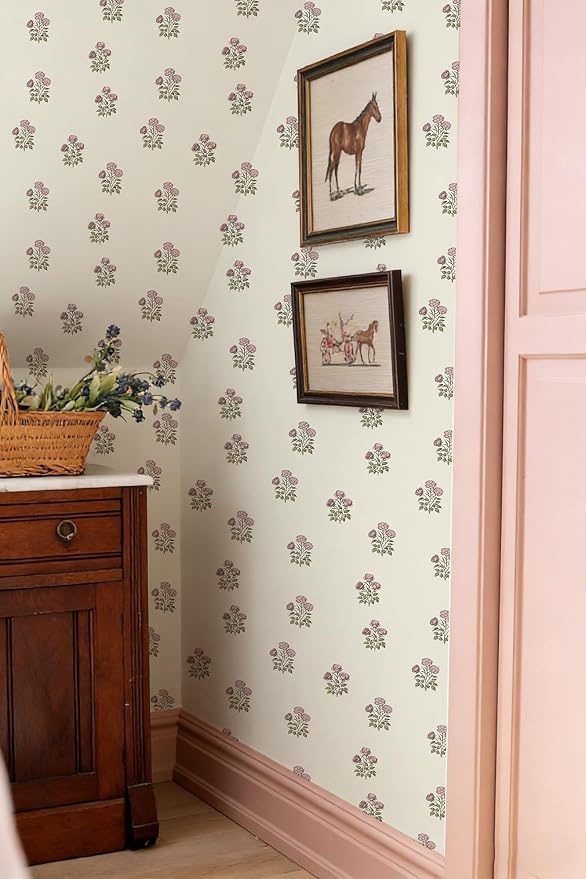 17.3" × 118.1" Vintage Floral Wallpaper Retro Rose Flower Contact Paper for Cabinets Self Adheisve Beige Floral Wallpaper for Bedroom Accent Wall Cabinets