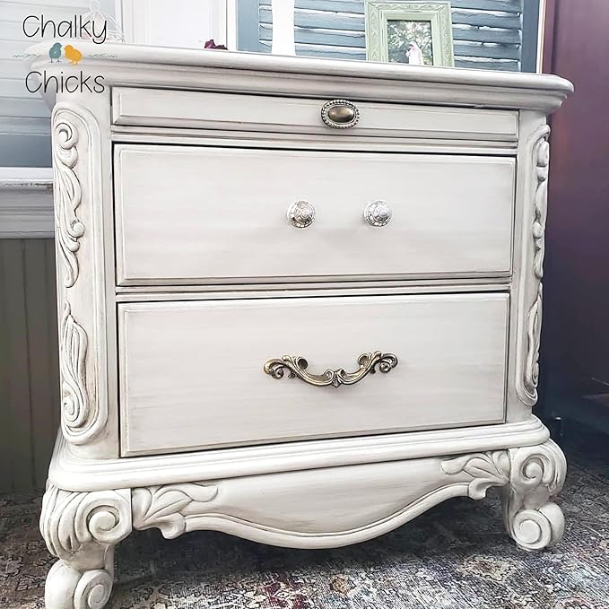 Chalky Chicks 16 Fl Oz Matte Hail (White) Chalk Paint for Furniture Without Sanding - No Prep Furniture Paint No Sanding All in One for Crafts, Wood, Walls, Cabinet, Metal, Dresser, Farmhouse