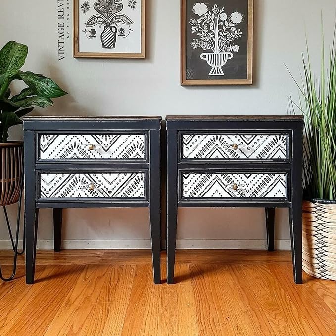Dixie Belle Silk All-in-One Mineral Paint - Anchor (4 Fl Oz) - Black Water Based Built-In Primer + Topcoat for Wood + Metal - Durable Furniture Paint - Low Reflective Finish