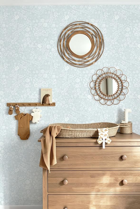 Guvana Blue and White Peel and Stick Wallpaper Floral Wallpaper Slef Adhesive Removable Waterproof Contact Paper Boho Wall Paper for Living Room Bedroom Bedroom Bathroom Kitchen 17.3“×197”