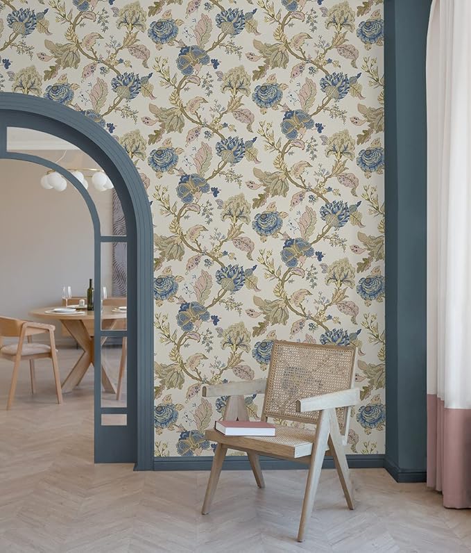 NextWall Kianna Jacobean Floral Peel and Stick Wallpaper (Parchment)