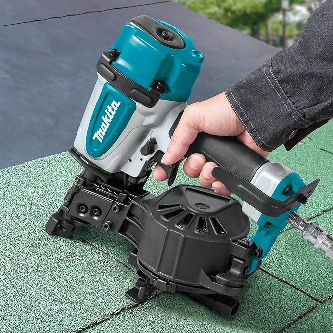 Makita AN454-R 1-3/4 in. Coil Roofing Nailer (Renewed)