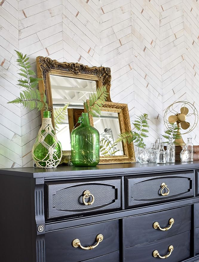 Rust-Oleum Eclipse Milk Paint Finish | Decor and Furniture Applications | Matte Finish Brushed Effect | Minimal Prep Needed | No Primers Required | Easy Clean Up | Quart