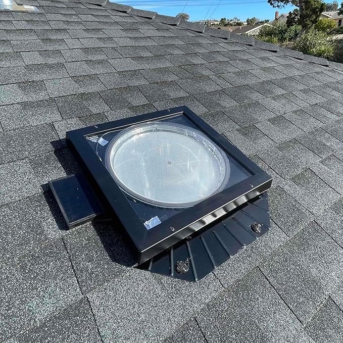 Solatube® 290 DS LP 14-inch Low-Profile Tubular Skylight Kit – Sleek Roof Integration for Kitchens, Garages & High Ceilings – High-Capacity Natural Daylighting Base Kit