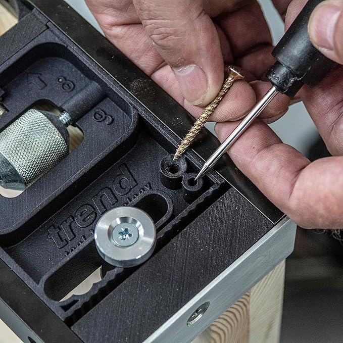 Trend 9ft AnyDoor Butt Hinge Template Kit, Adjustable Router Jig for Accurate Door and Frame Hinge Recessing, Fits Square and Radius Hinges, H/JIG/D9